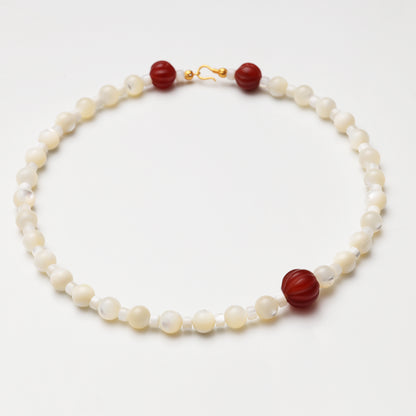Mother-of-Pearl Round Bead & Pumpkin-shaped Agate Necklace