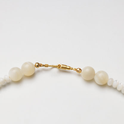 Mother-of-Pearl Abacus Bead Agate Necklace
