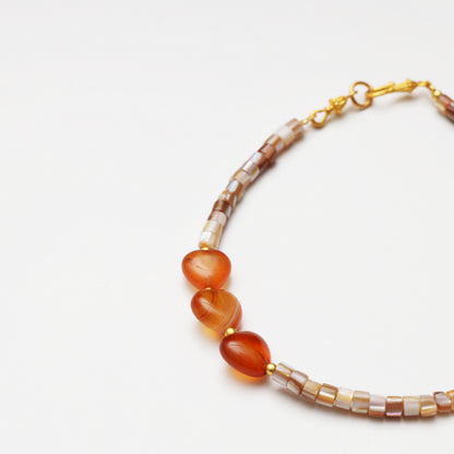 Heart-shaped Red Agate & Mother-of-Pearl Spacer Chip Bracelet