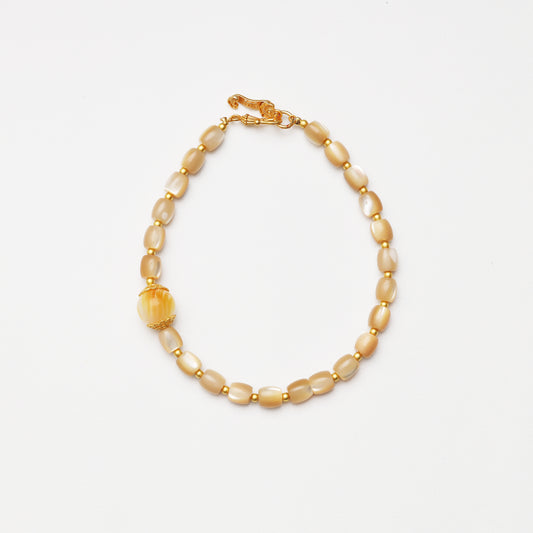 Trochus Shell Barrel Bead & Yellow Shell Round Bead Bracelet